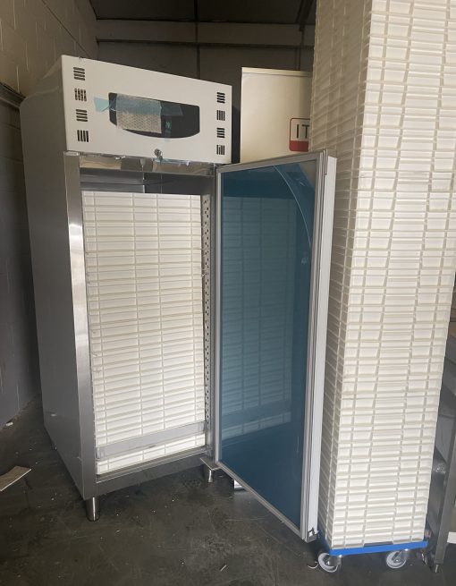 Pizza Dough storage fridge 600 x 400 trays - Image 4